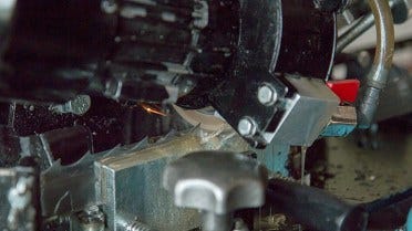 Sharpening band blades with CBN wheel
