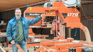 Egy holland fafeldolgozó LT70 fűrészgéppel épít faszerkezeteket 